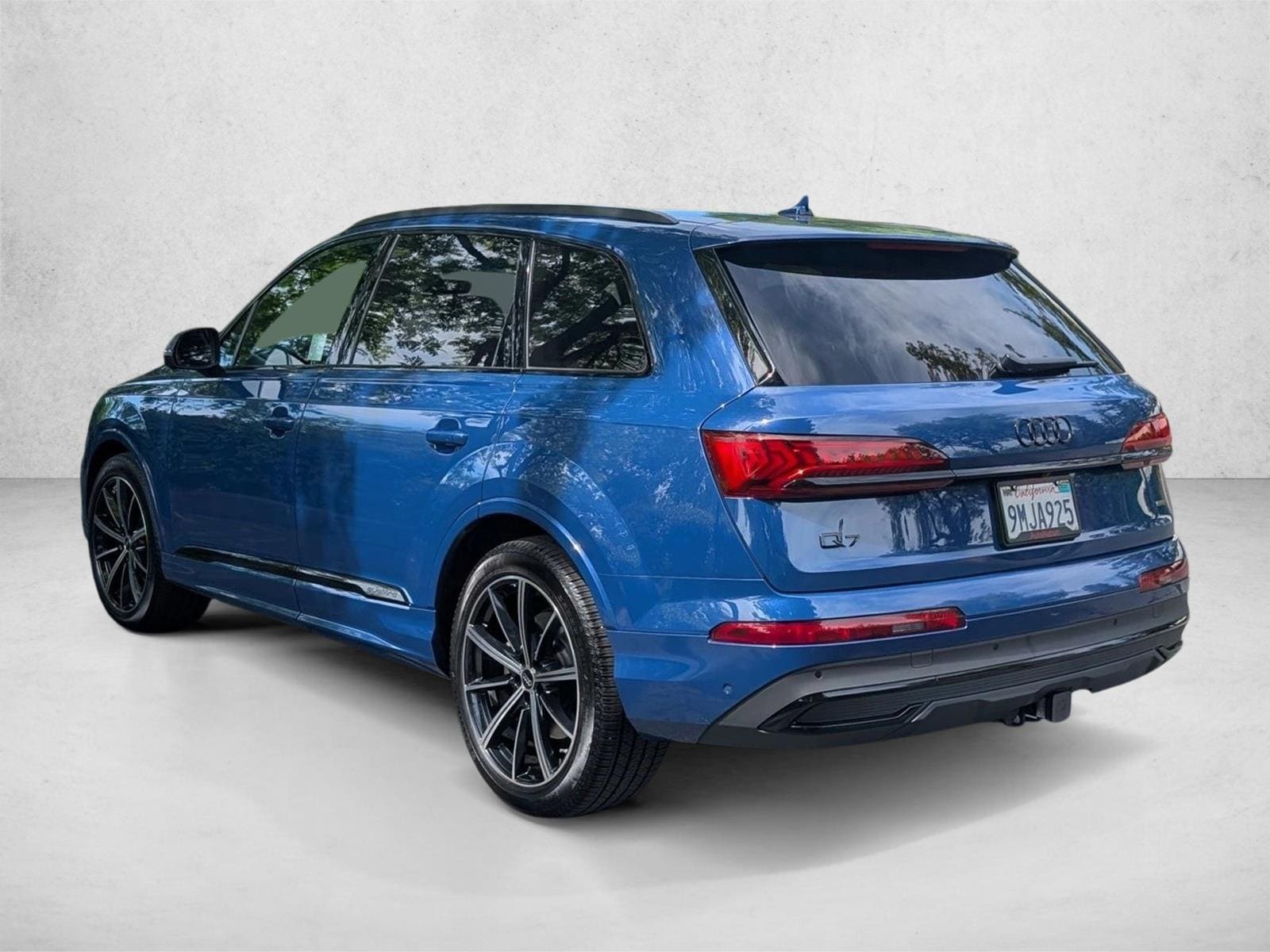 2024 Audi Q7 55 Premium photo 5