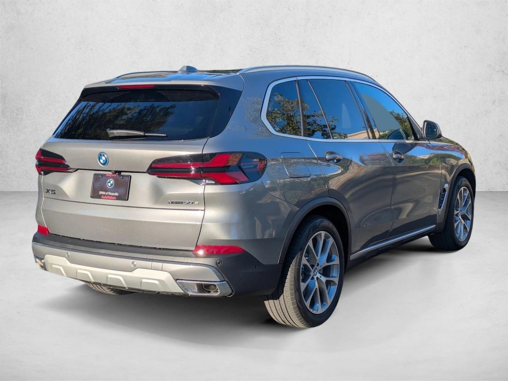 New 2026 BMW X5 PHEV xDrive50e SUV
