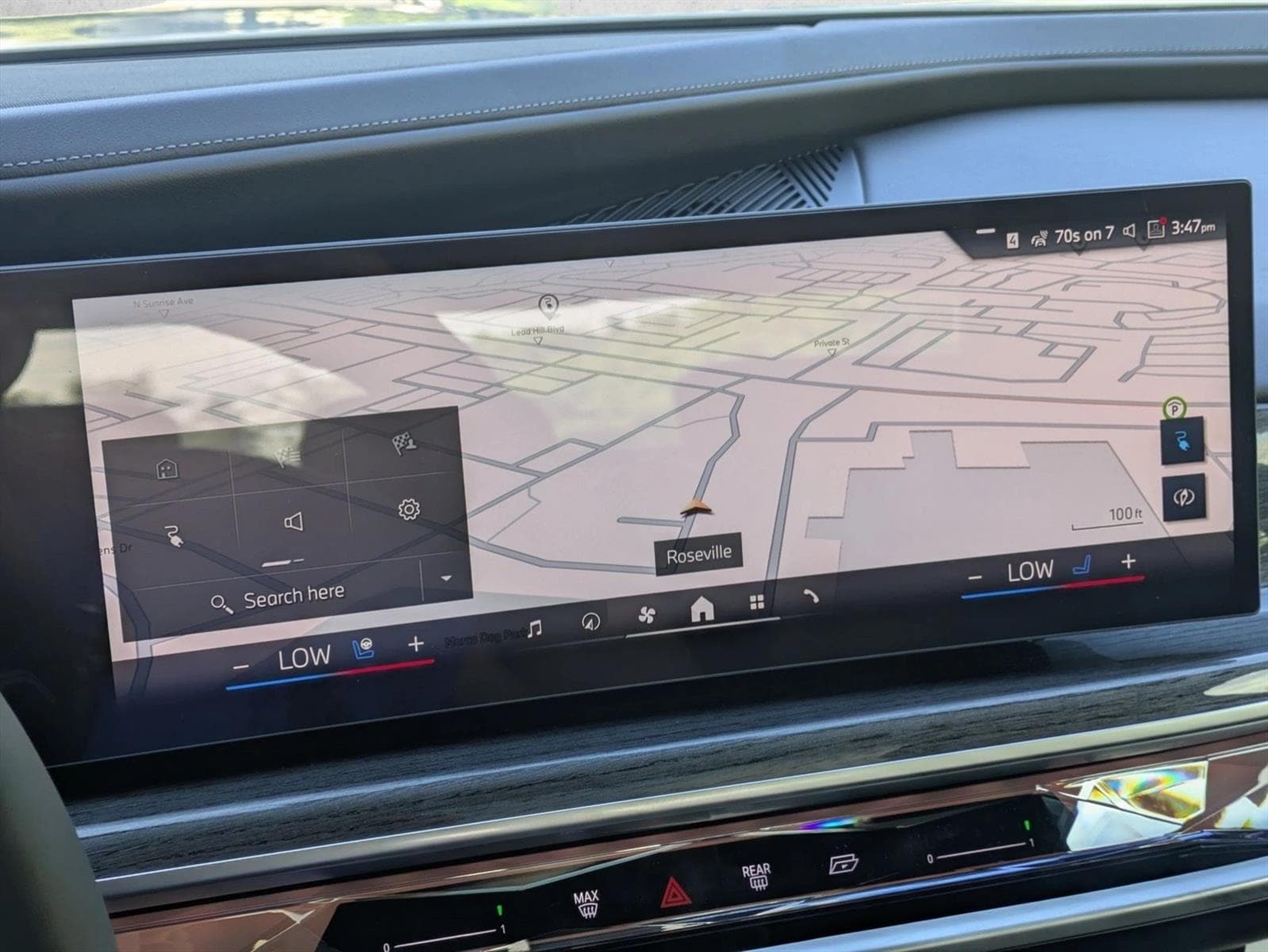 2025 BMW i7 50 - Photo 14