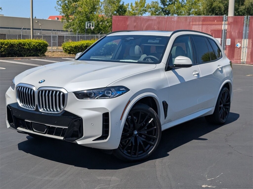 New 2026 BMW X5 xDrive40i SUV