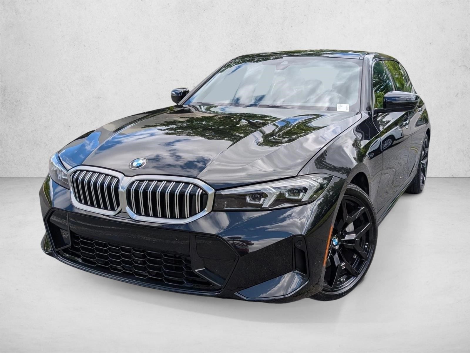 2025 BMW 3 Series 330i xDrive Sedan's photo