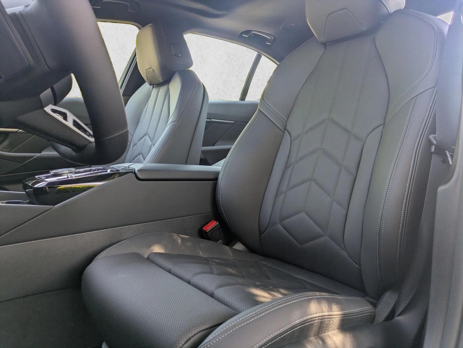 2026 BMW 5 Series 530i - Photo 13