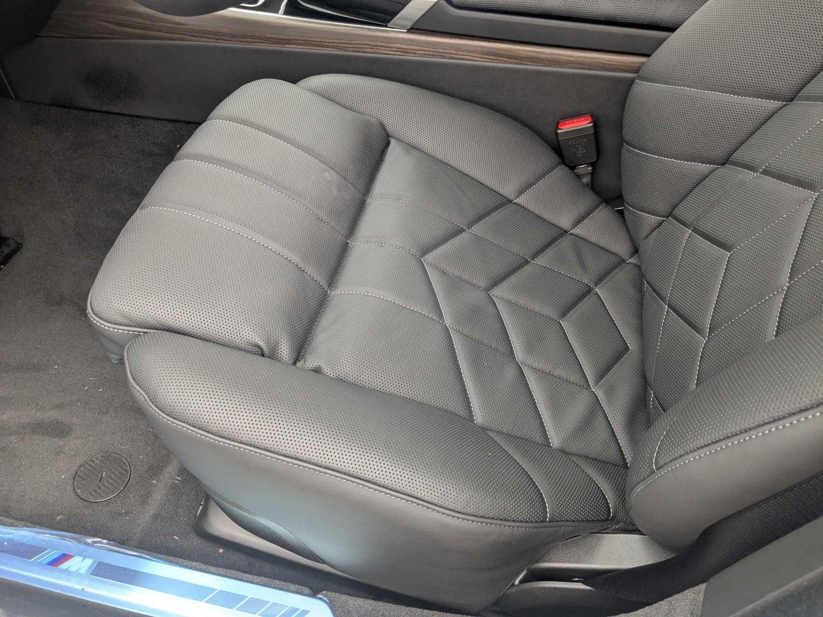 2025 Bmw i7 xDrive60 photo 4