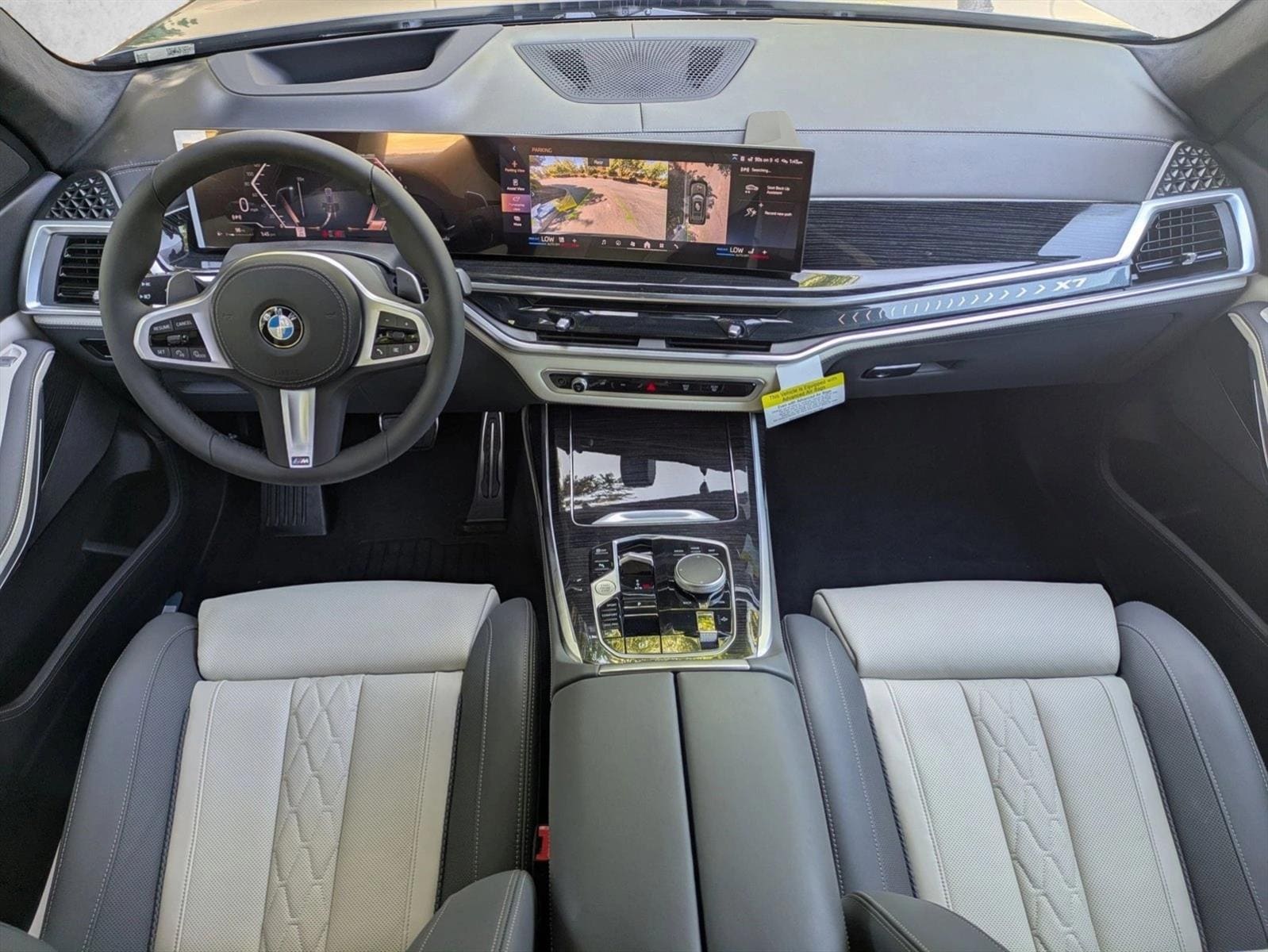 2025 BMW X7 40i - Photo 19