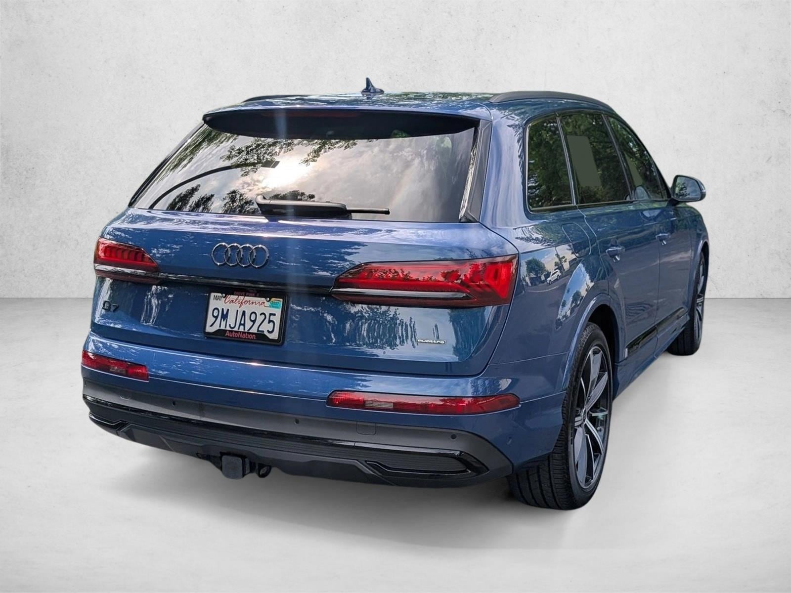 2024 Audi Q7 55 Premium photo 4