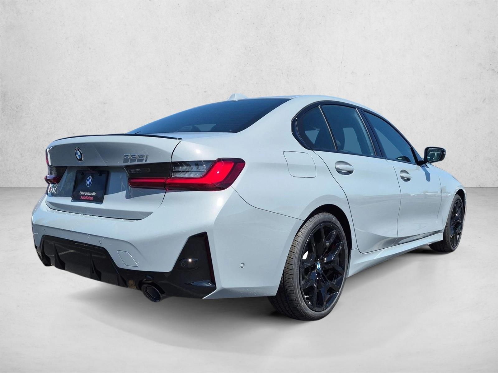 New 2026 BMW 330i Sedan