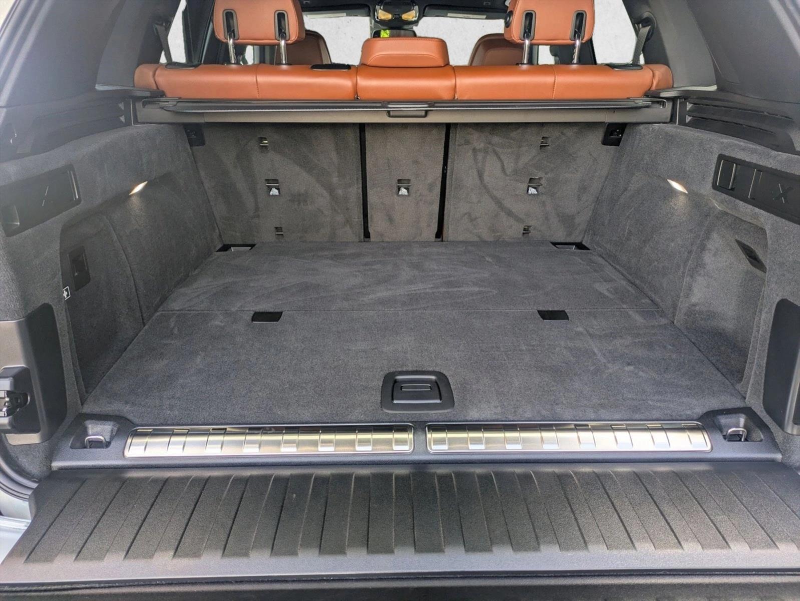 2025 Bmw X5 xDrive50e photo 2