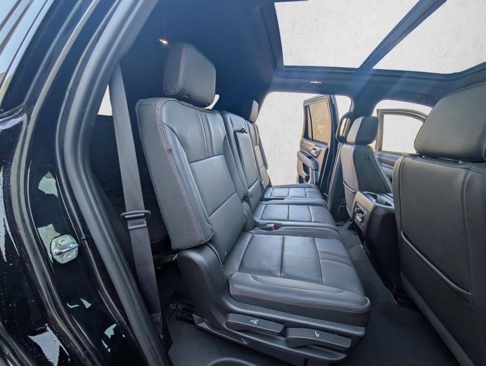 2023 Chevrolet Tahoe RST - Photo 24
