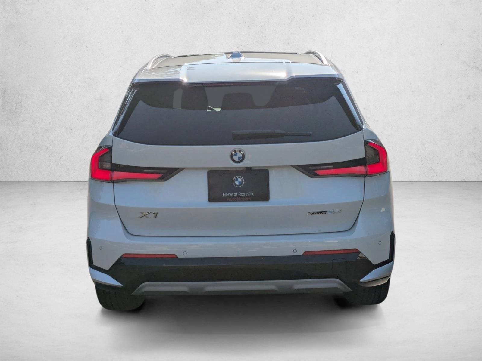 2025 BMW X1 28i - Photo 7