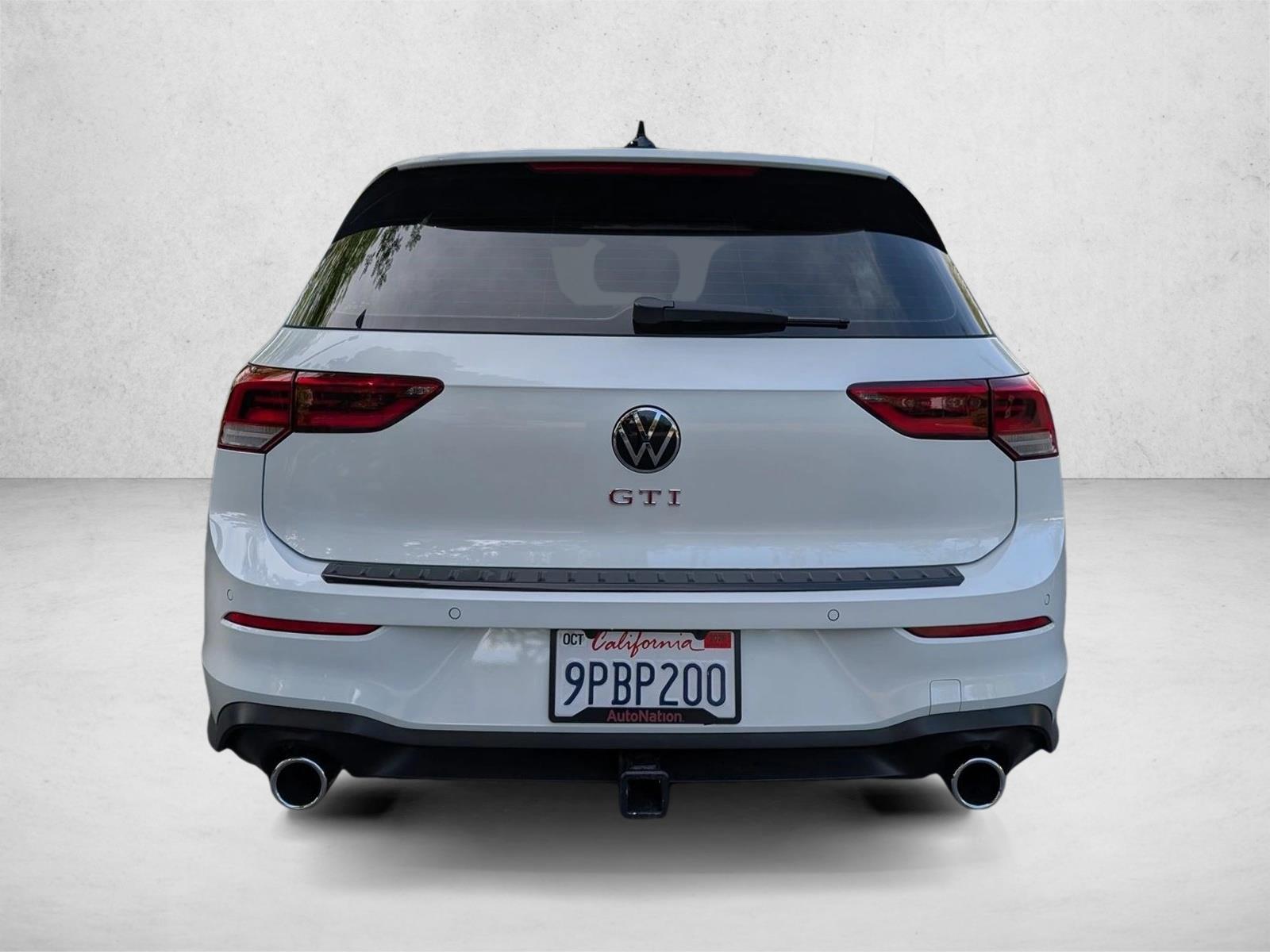 2023 Volkswagen Golf GTI 2.0T Autobahn photo 3