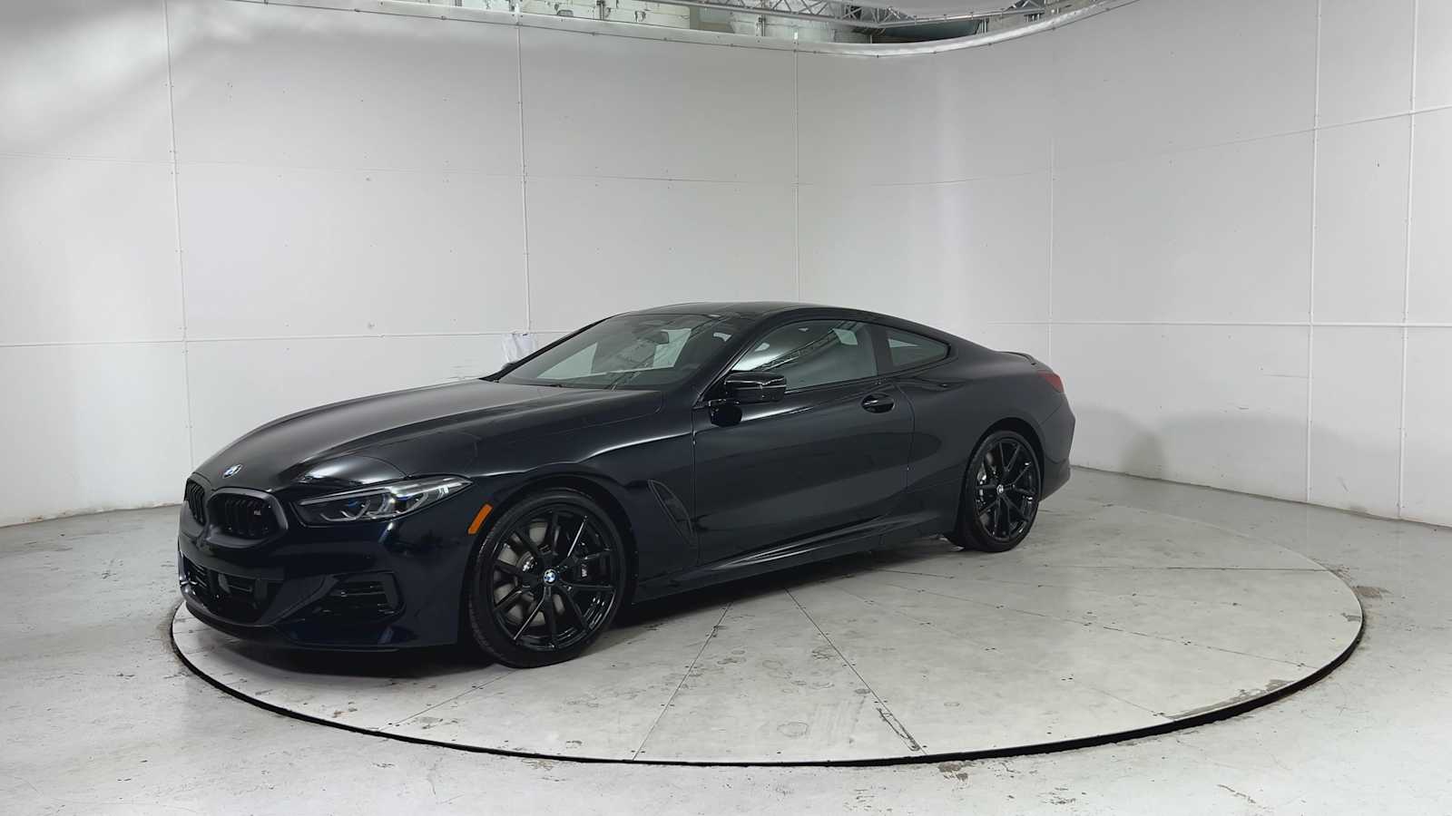 Thumbnail: 2026 BMW 8 Series - 5