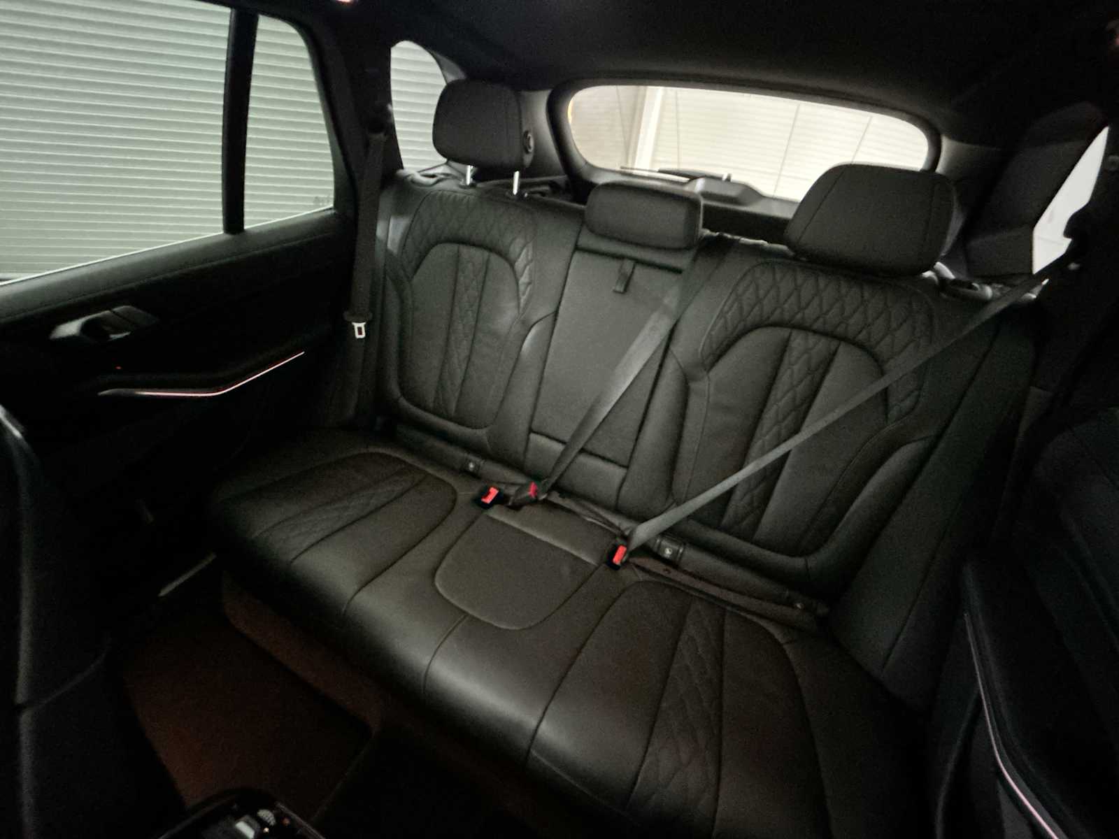 Thumbnail: 2025 BMW X5 - 25