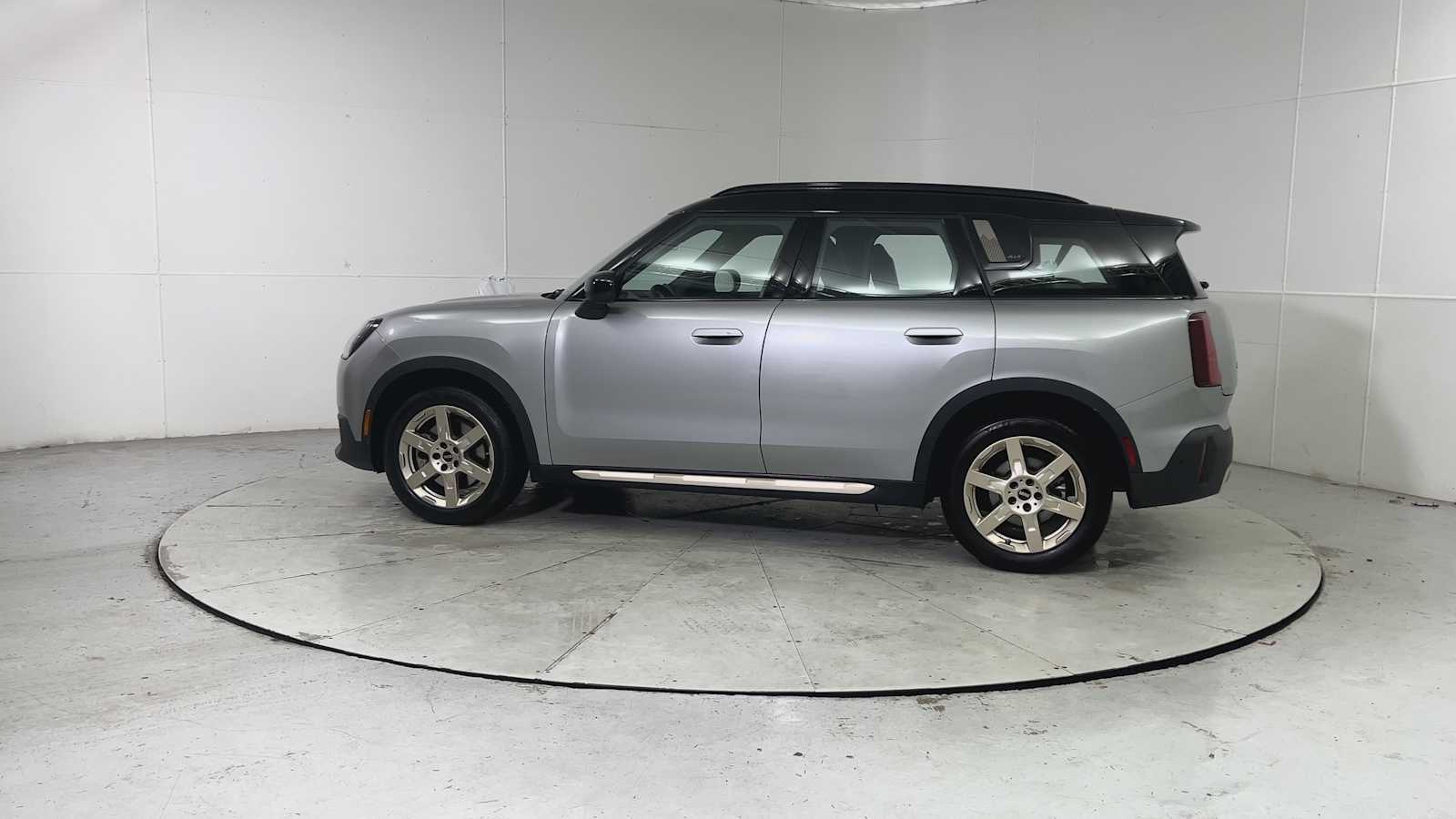 Thumbnail: 2025 MINI Cooper Countryman - 4