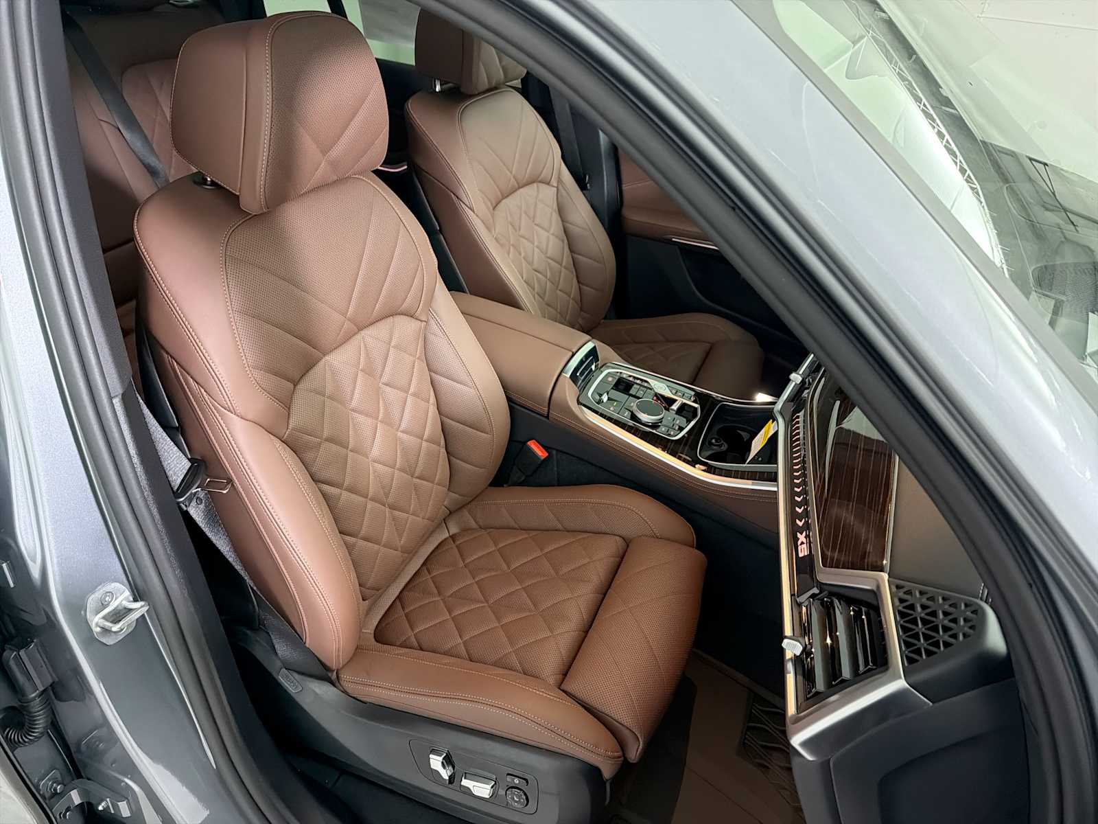 Thumbnail: 2026 BMW X5 - 26