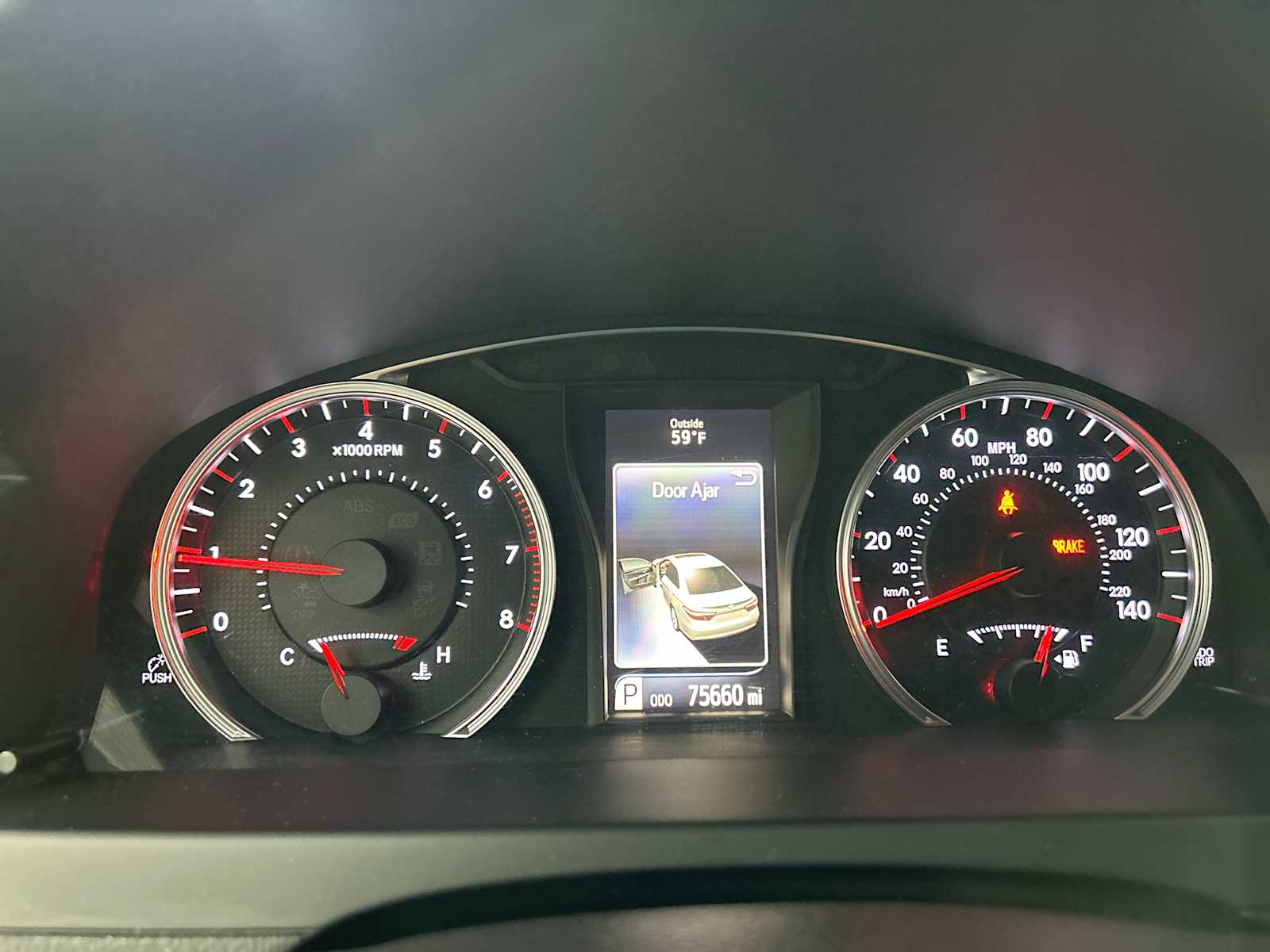 Thumbnail: 2016 Toyota Camry - 10