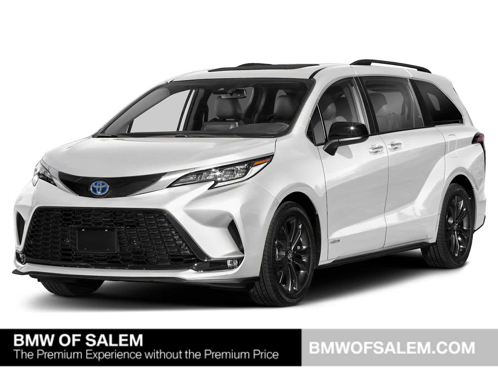 Thumbnail: 2023 Toyota Sienna - 3