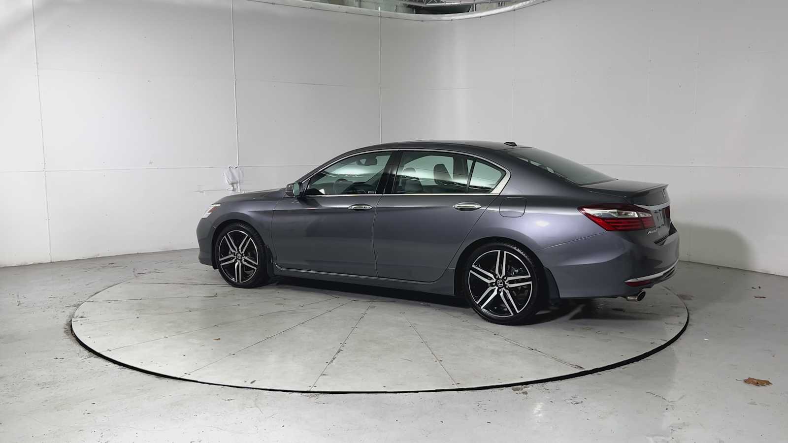 Thumbnail: 2016 Honda Accord - 4