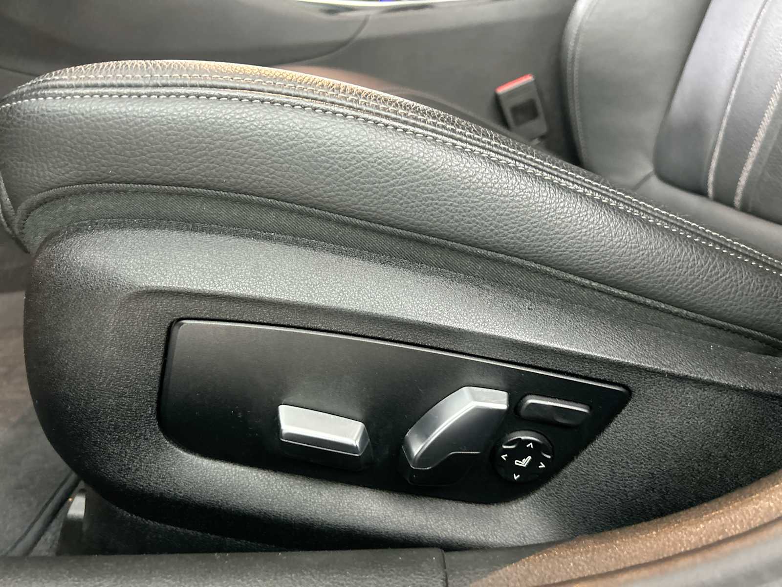 Thumbnail: 2019 BMW 5 Series - 14