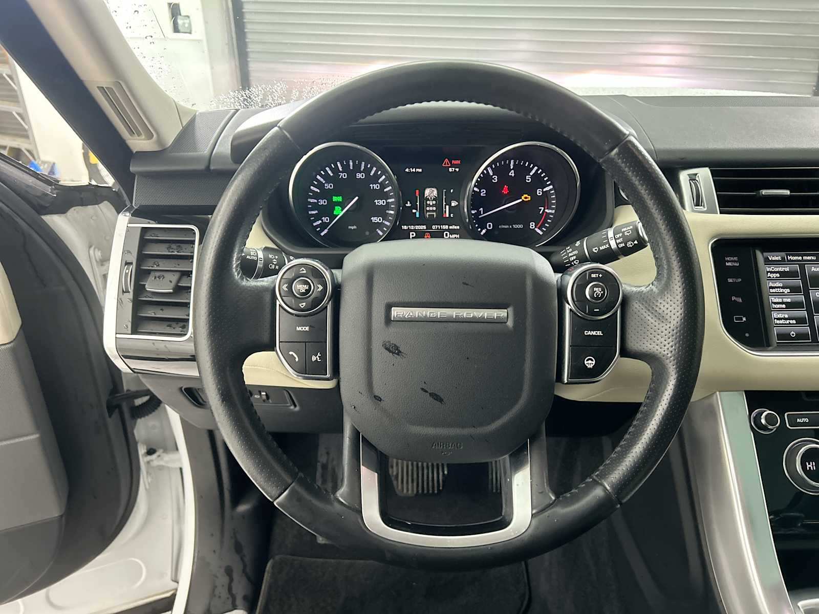 Thumbnail: 2015 Land Rover Range Rover Sport - 11