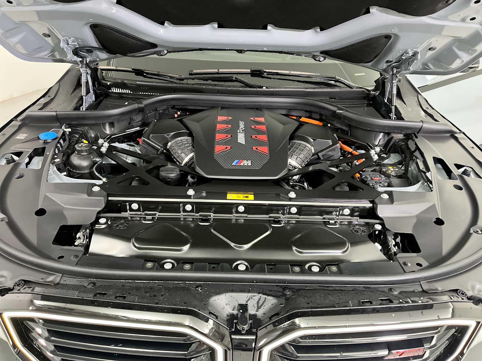 Thumbnail: 2026 BMW XM - 18