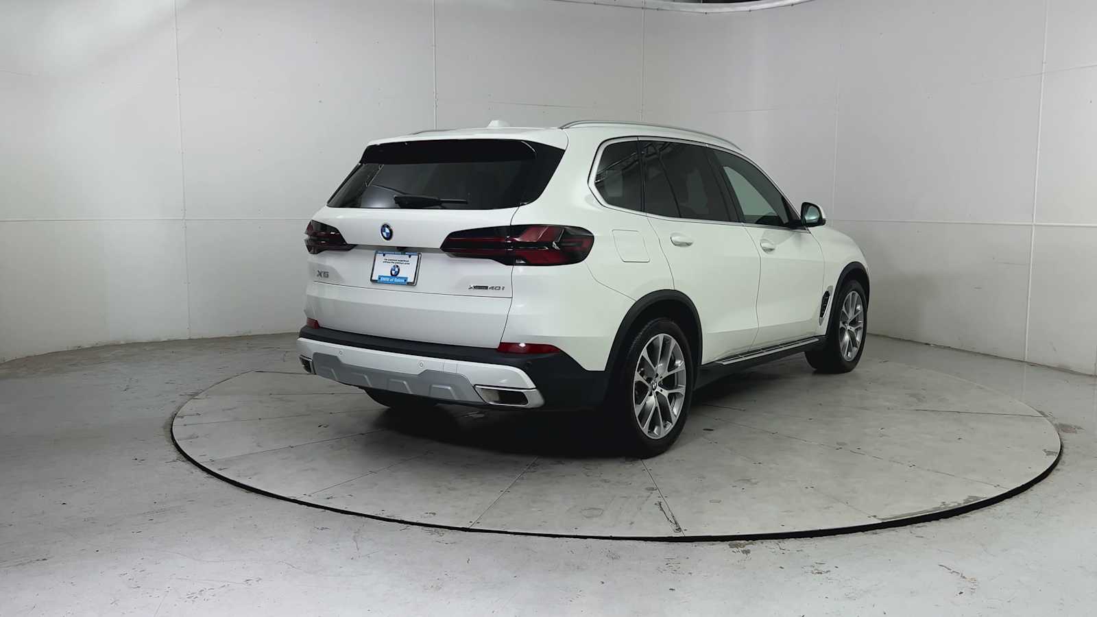 2025 Bmw X5 xDrive40i photo 2