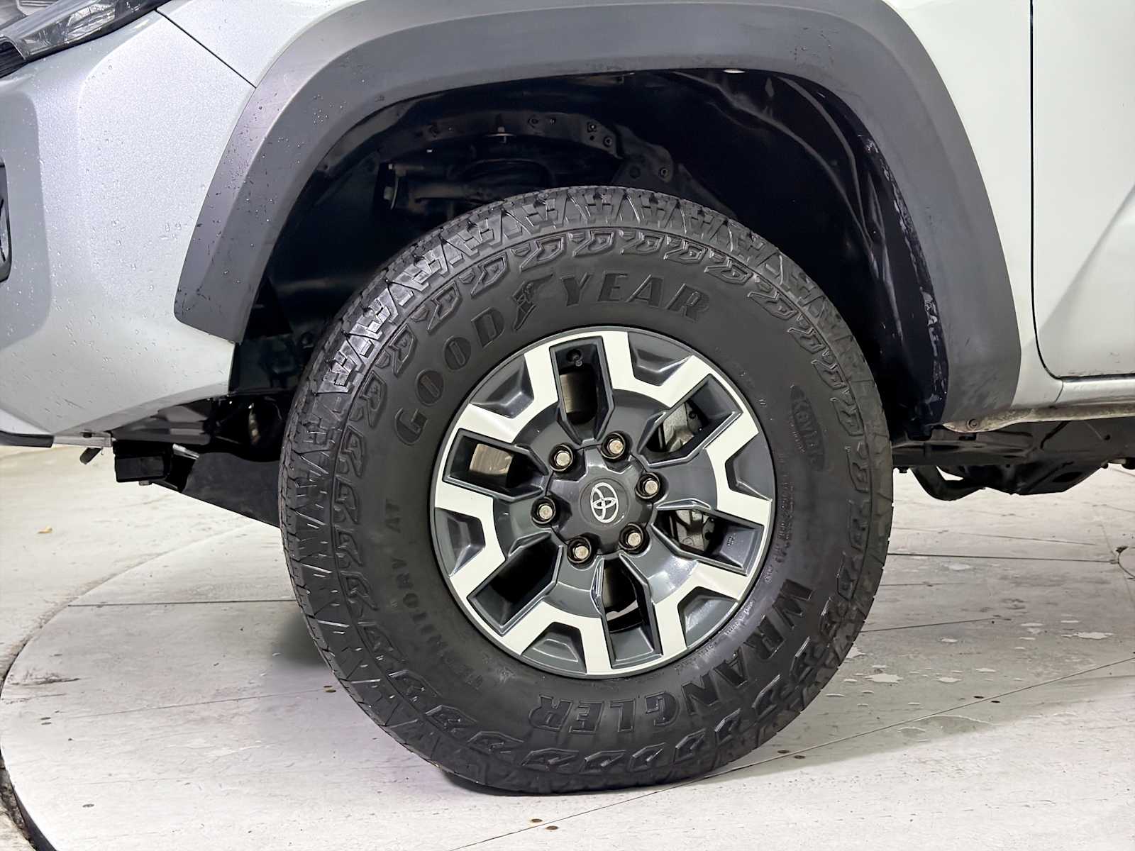 Thumbnail: 2023 Toyota Tacoma - 18