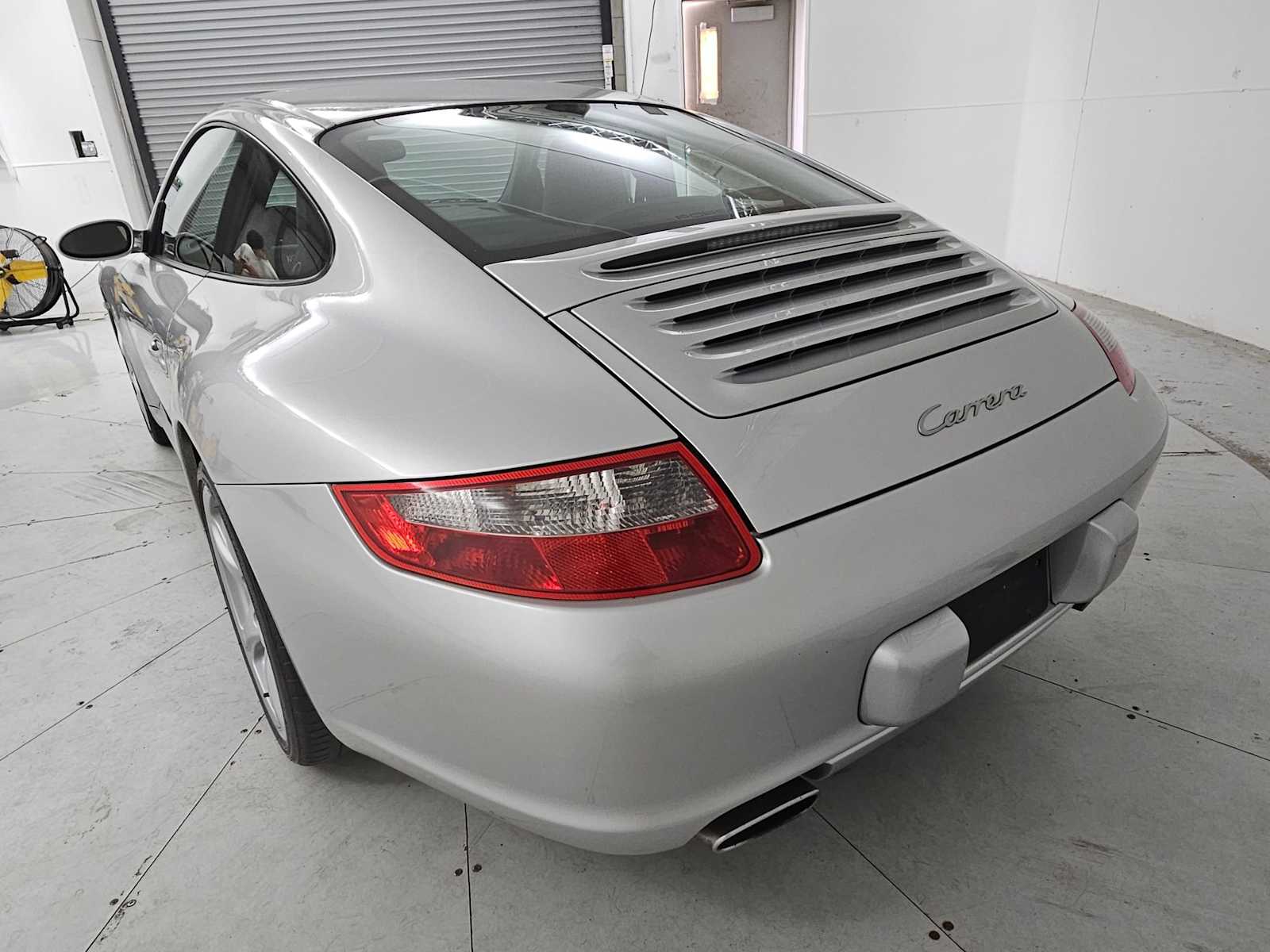 Thumbnail: 2006 Porsche 911 - 3