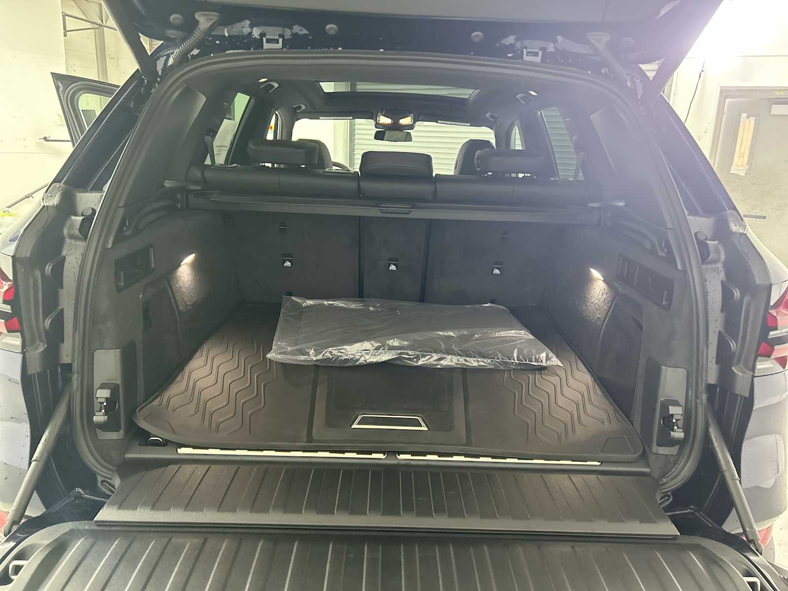 2026 BMW X5 50e - Photo 21