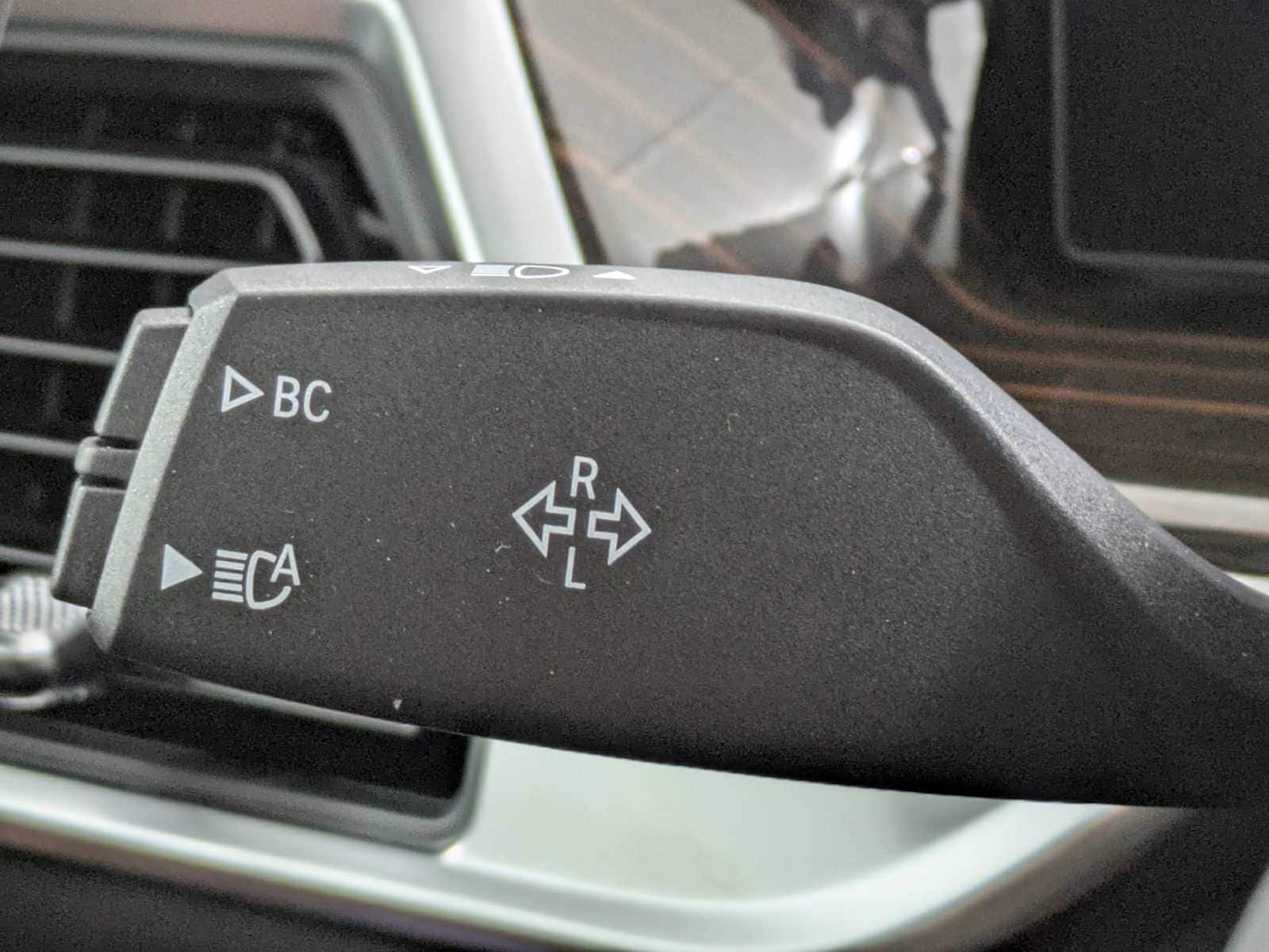 2026 BMW X5 xDrive50e 26