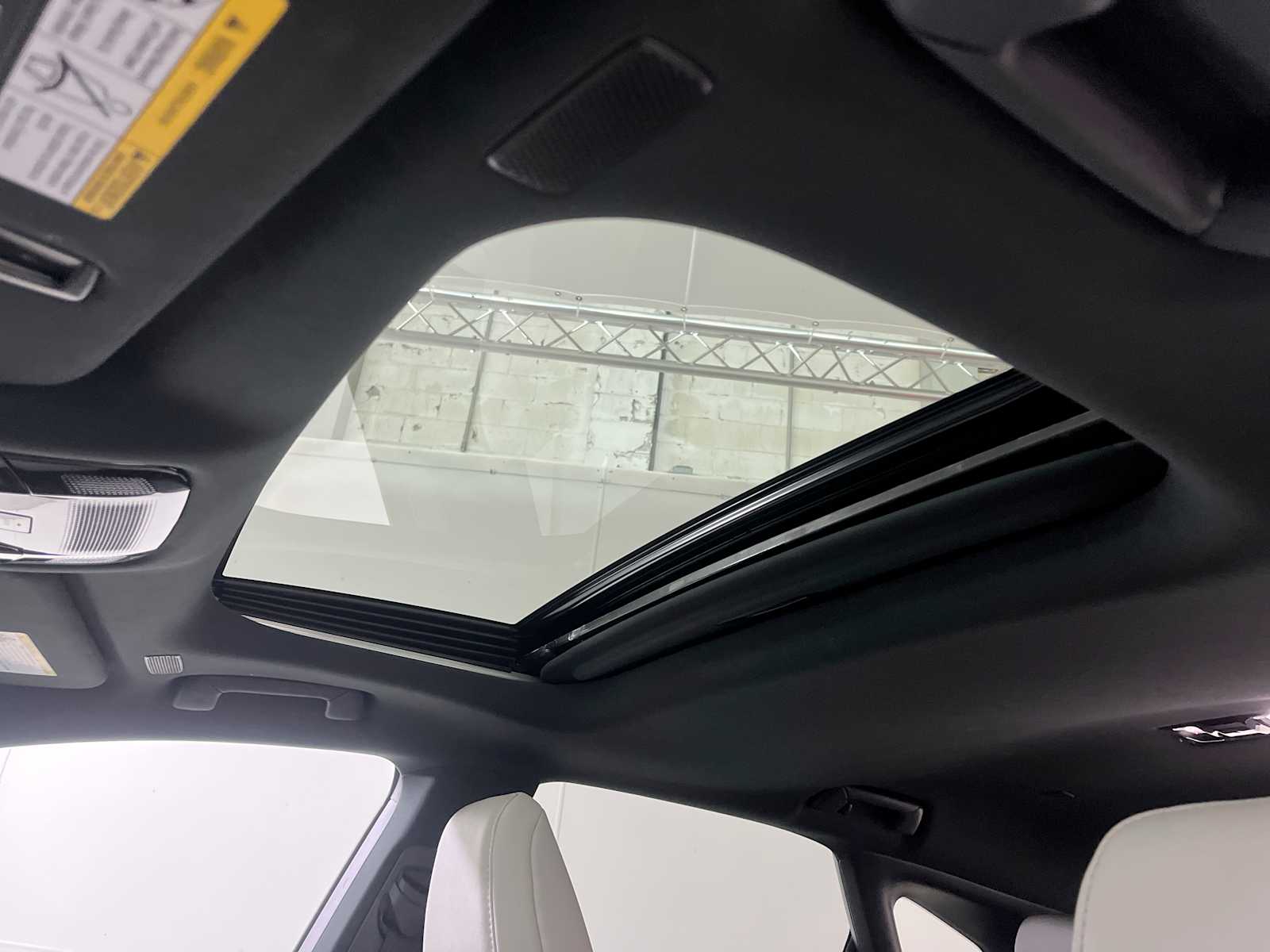 Thumbnail: 2023 Lexus RX - 22