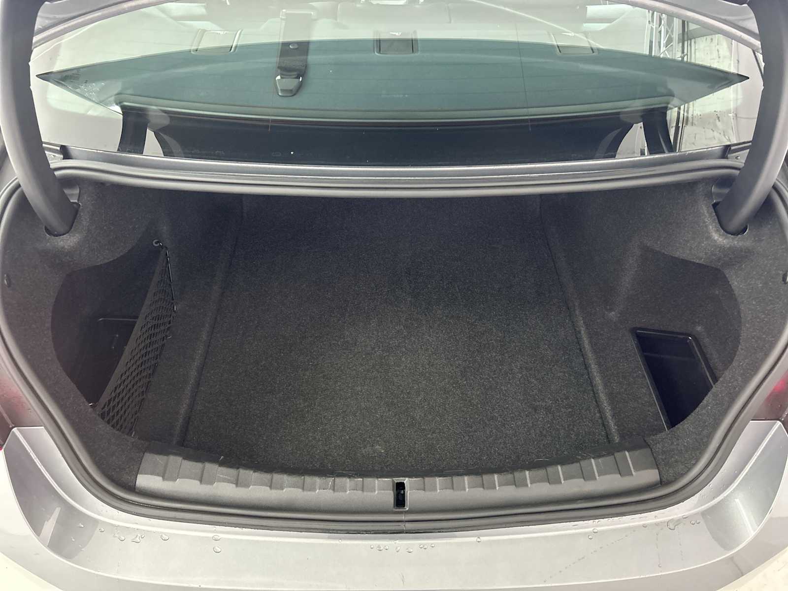 Thumbnail: 2024 BMW 3 Series - 21