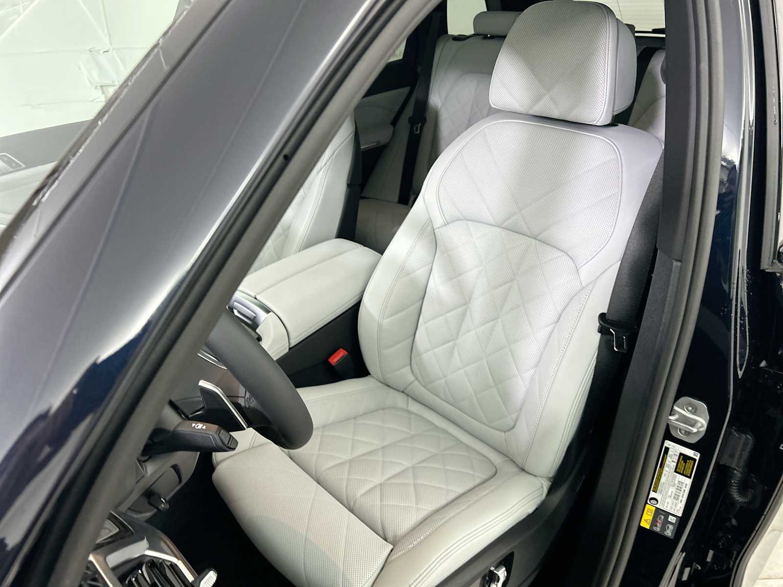 2026 BMW X5 50e - Photo 13