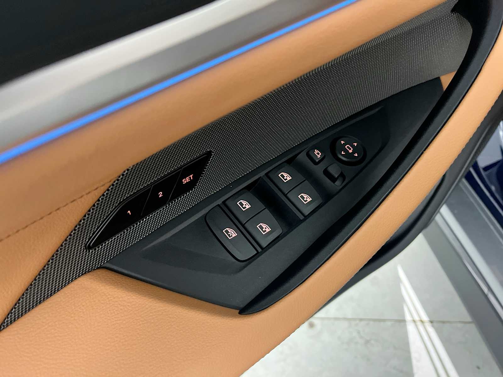 Thumbnail: 2026 BMW i4 - 21
