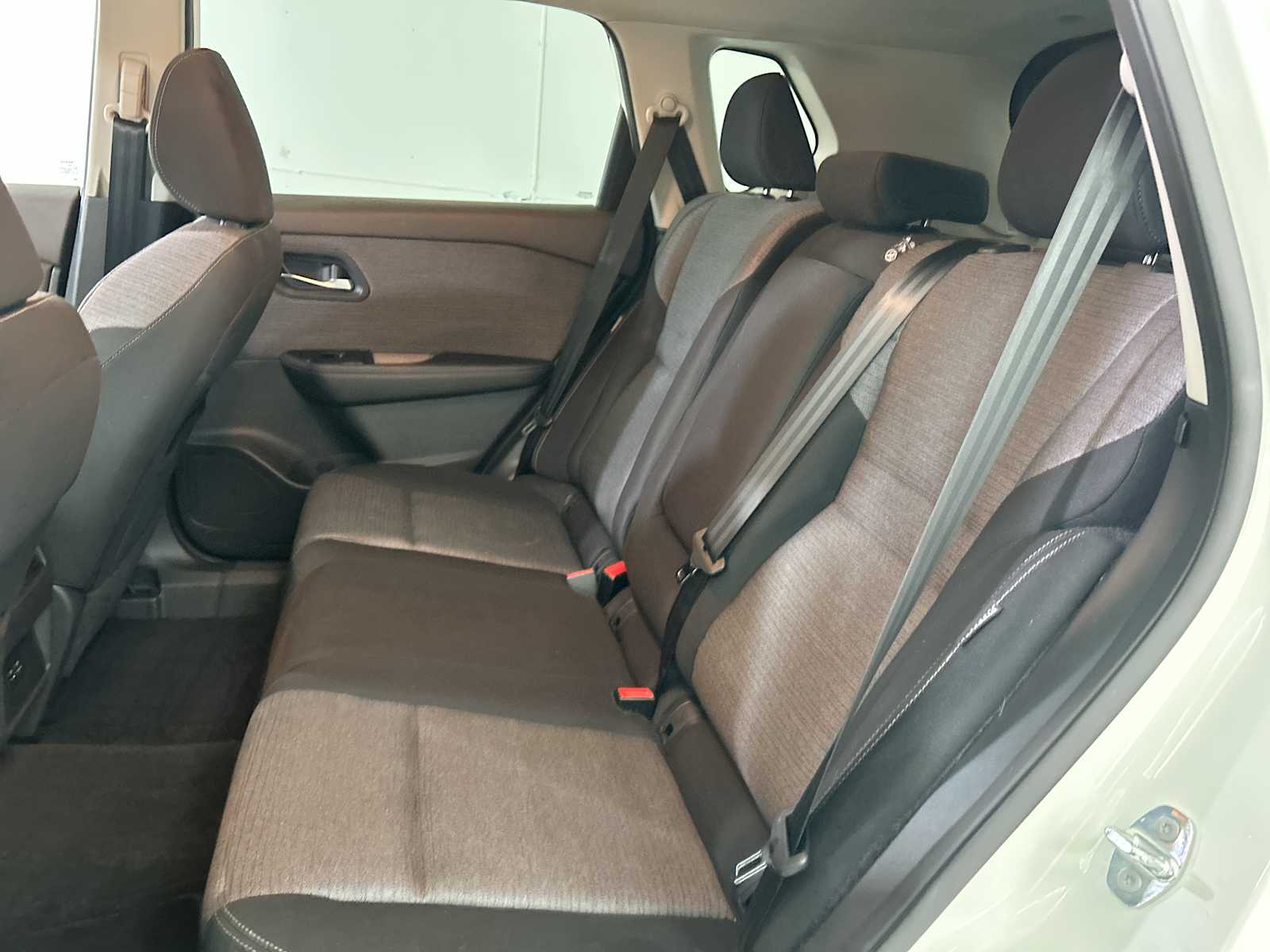 Thumbnail: 2022 Nissan Rogue - 23