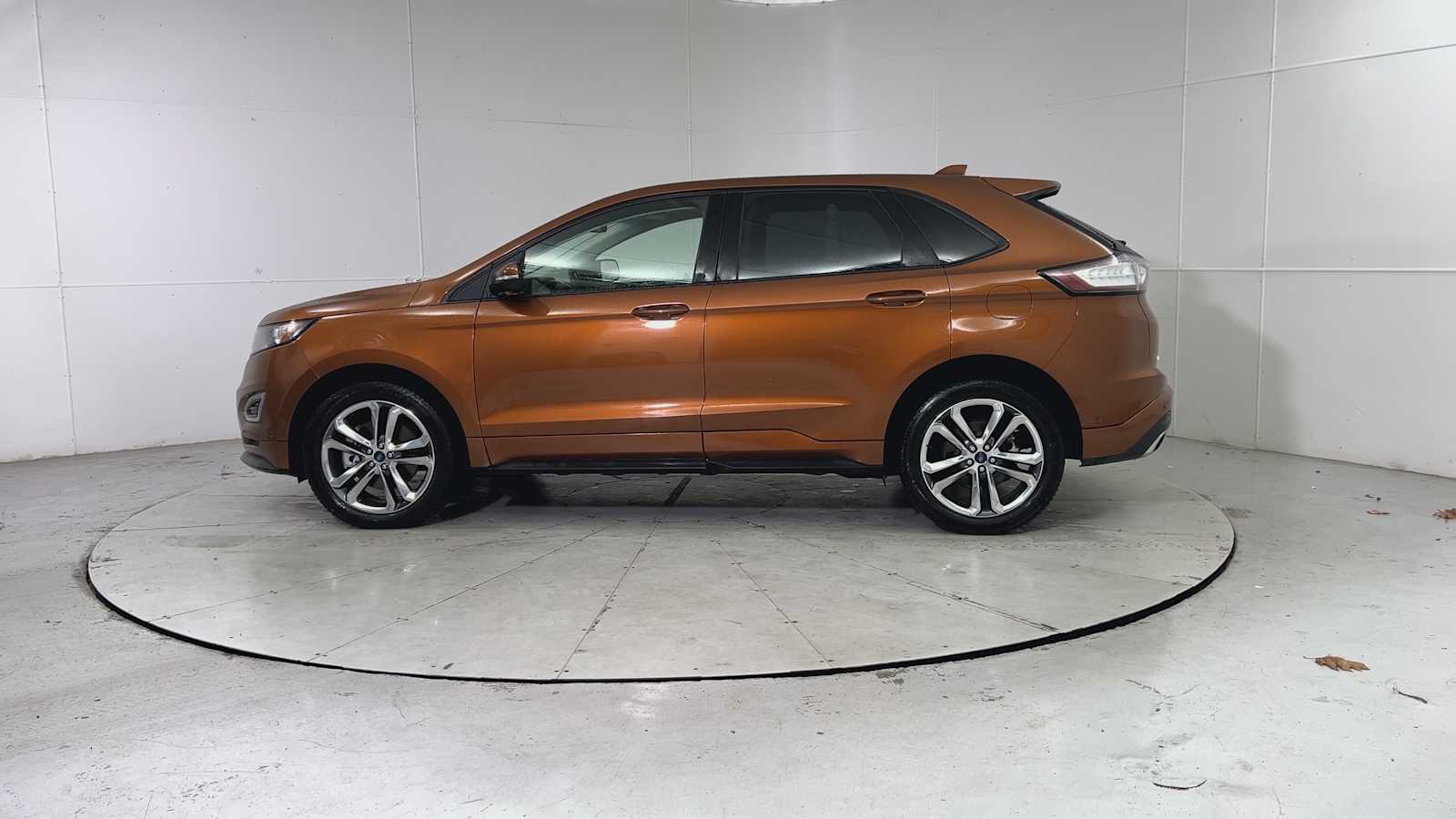 2017 Ford Edge Sport photo 4