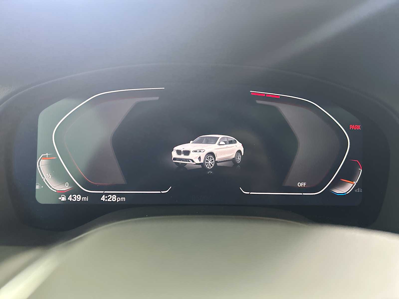 Thumbnail: 2025 BMW X4 - 10