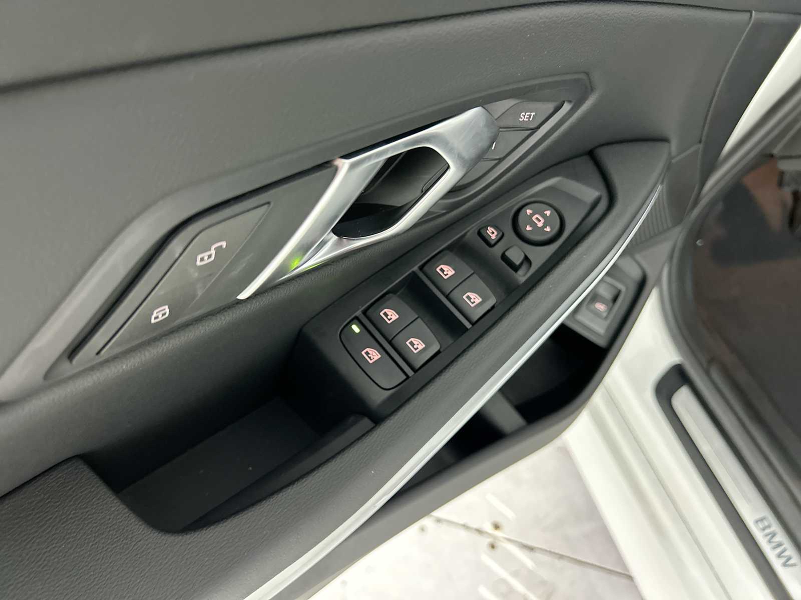 Thumbnail: 2025 BMW 3 Series - 15