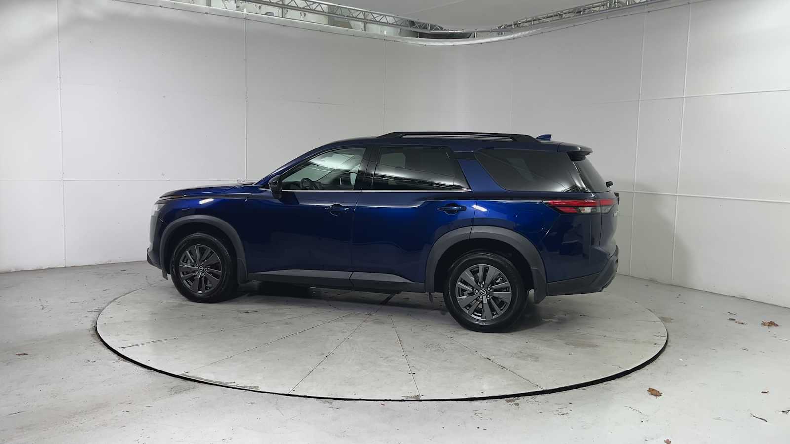 Thumbnail: 2022 Nissan Pathfinder - 4