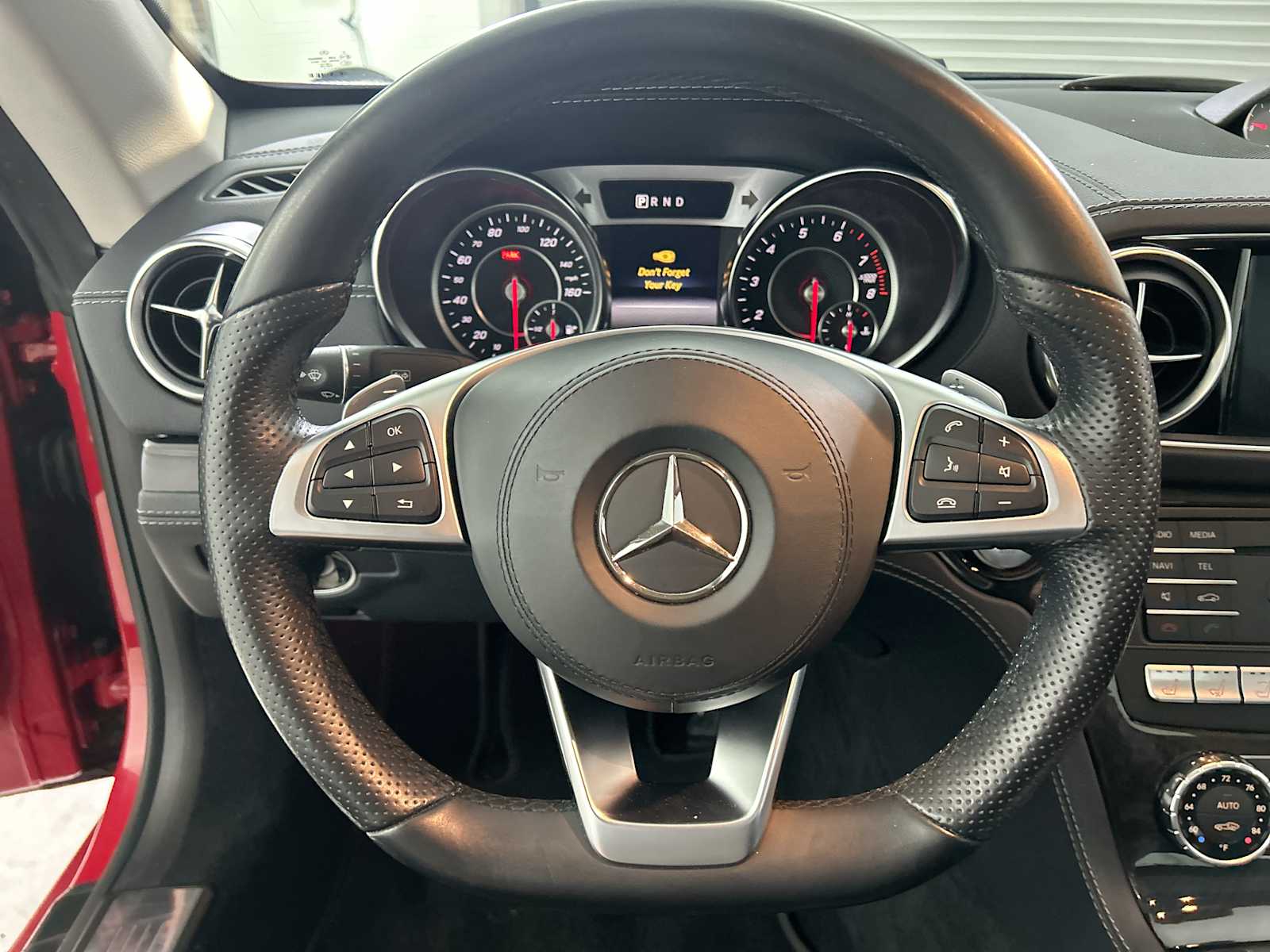 Thumbnail: 2017 Mercedes-Benz SL-Class - 11