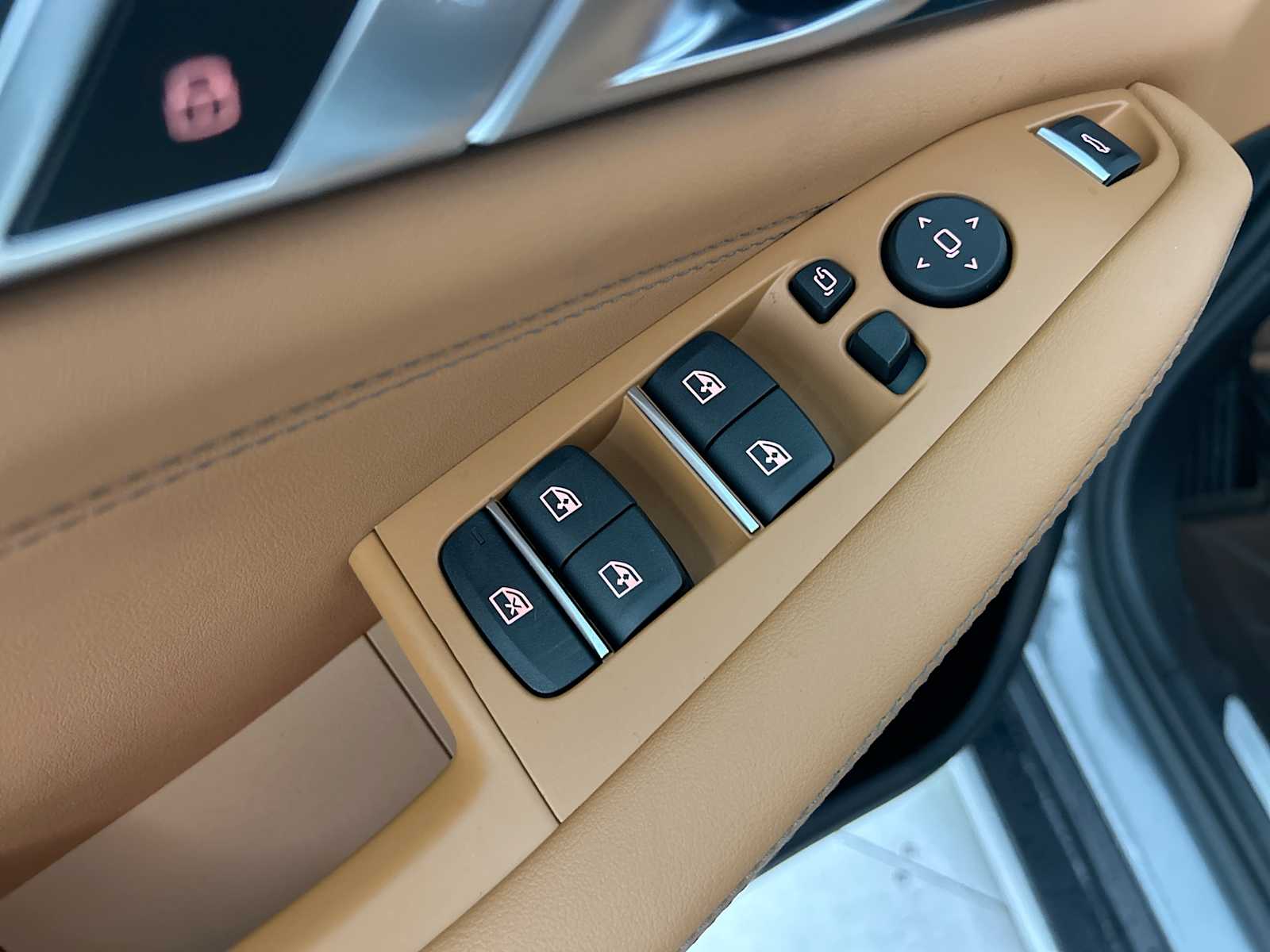 Thumbnail: 2026 BMW X5 - 15