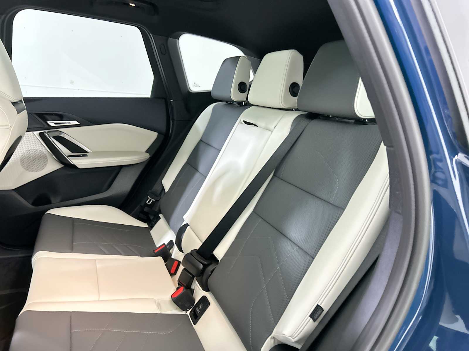 Thumbnail: 2026 BMW X1 - 25