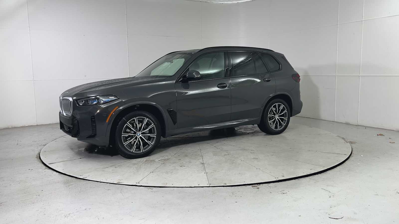 Thumbnail: 2026 BMW X5 - 6