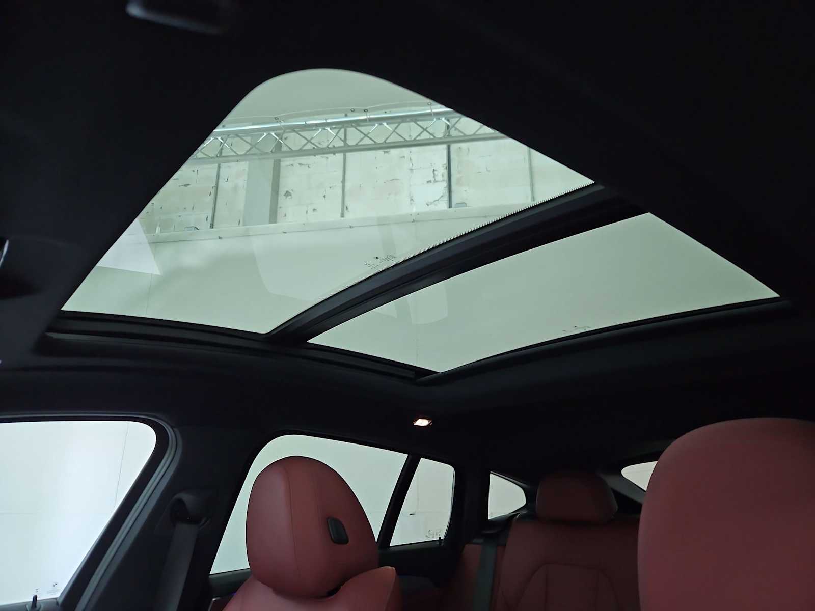 Thumbnail: 2021 BMW X4 - 17