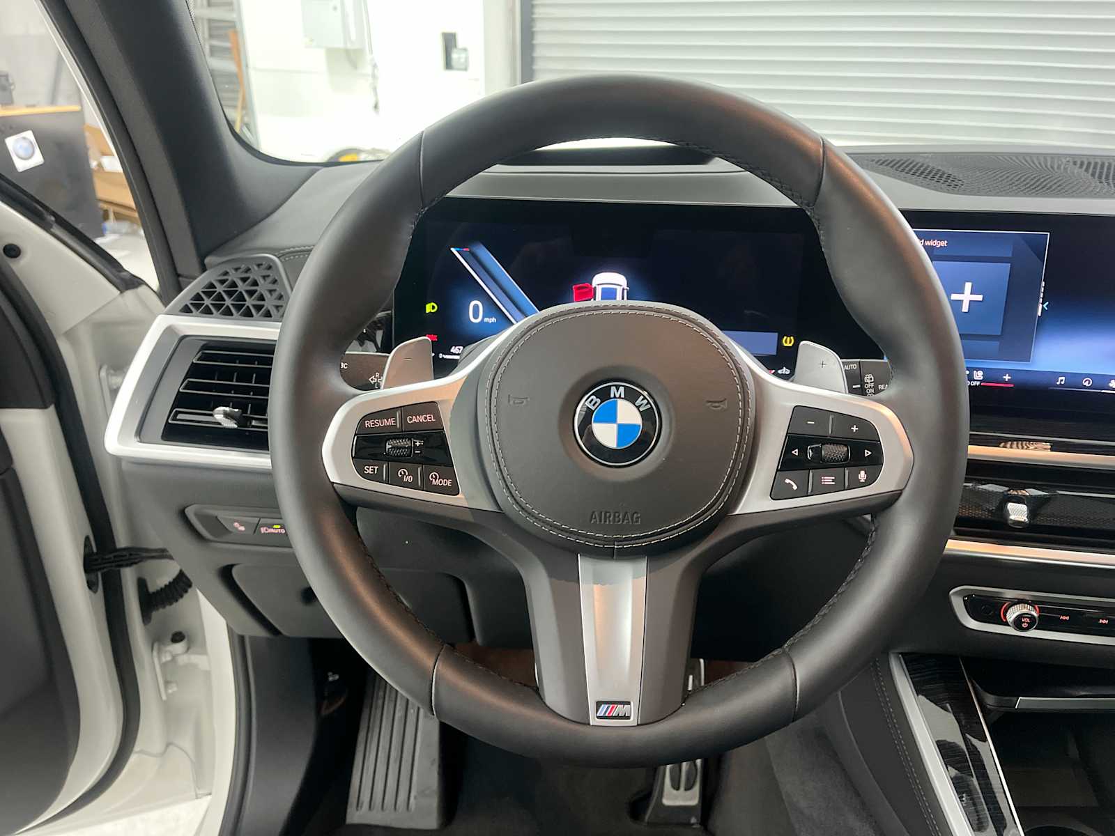 Thumbnail: 2026 BMW X5 - 11