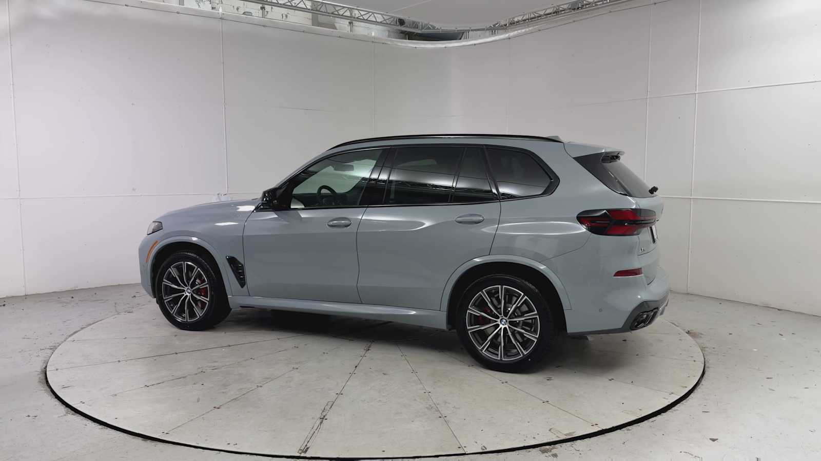 Thumbnail: 2026 BMW X5 - 5