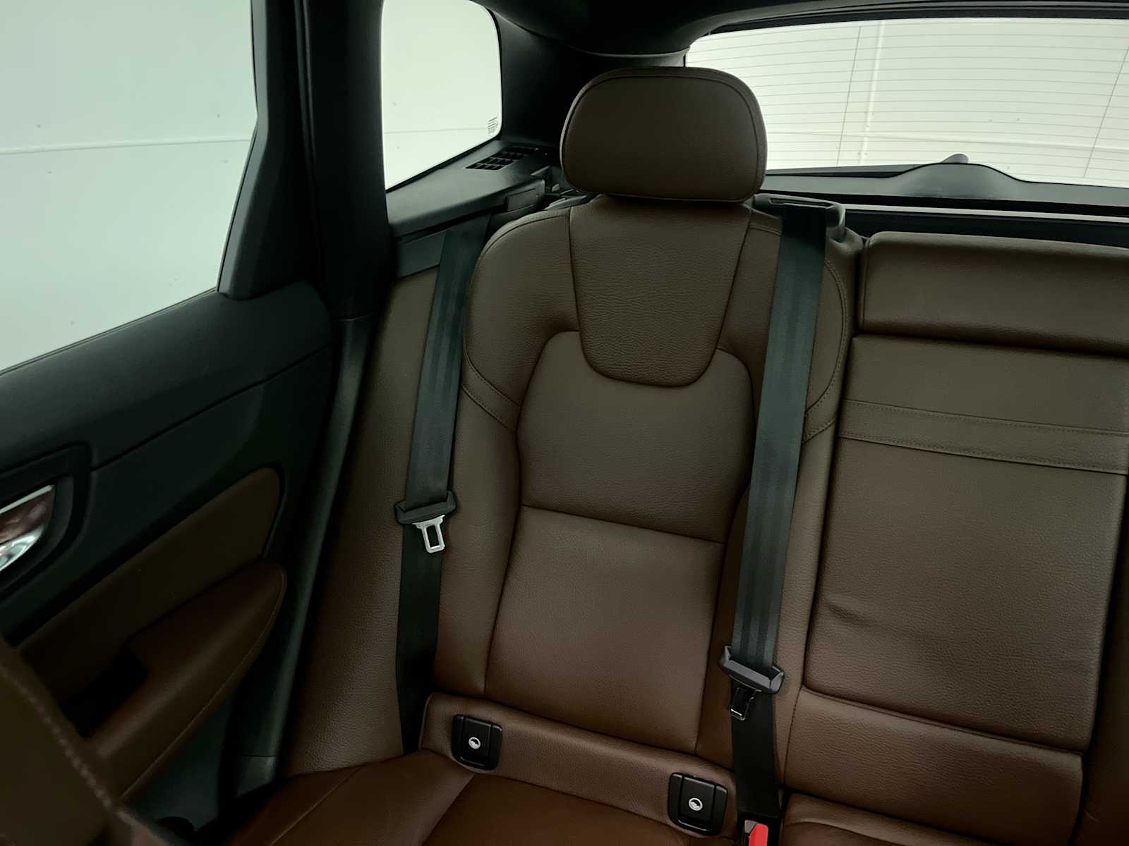 Thumbnail: 2021 Volvo XC60 - 12