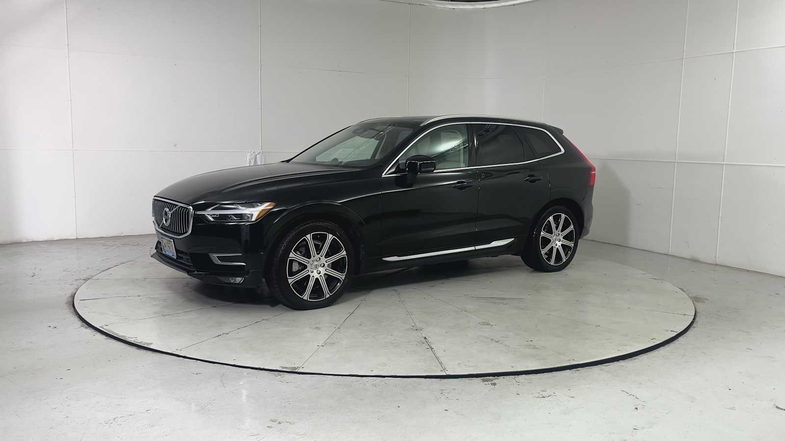 Thumbnail: 2019 Volvo XC60 - 7
