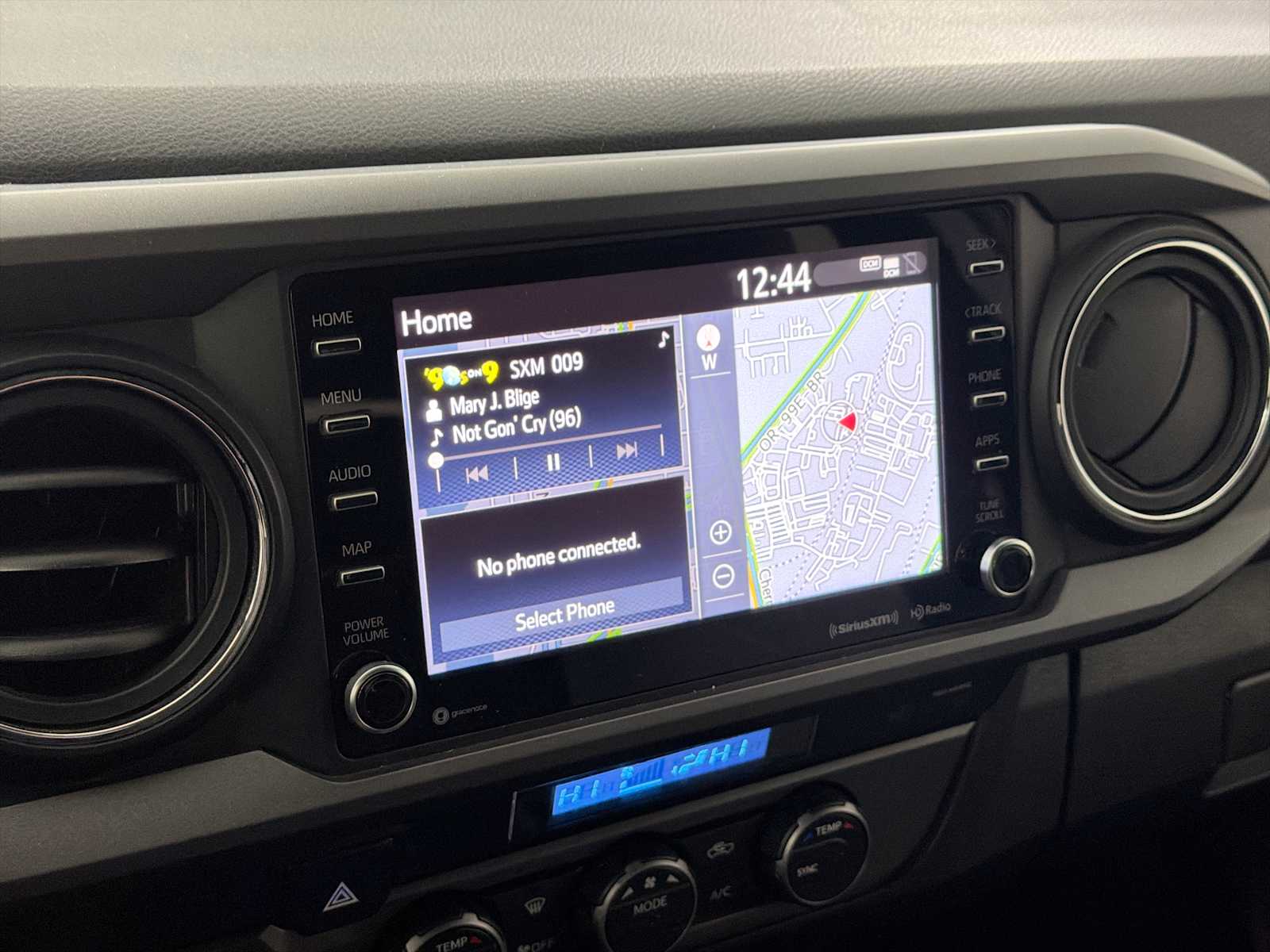 Thumbnail: 2023 Toyota Tacoma - 12