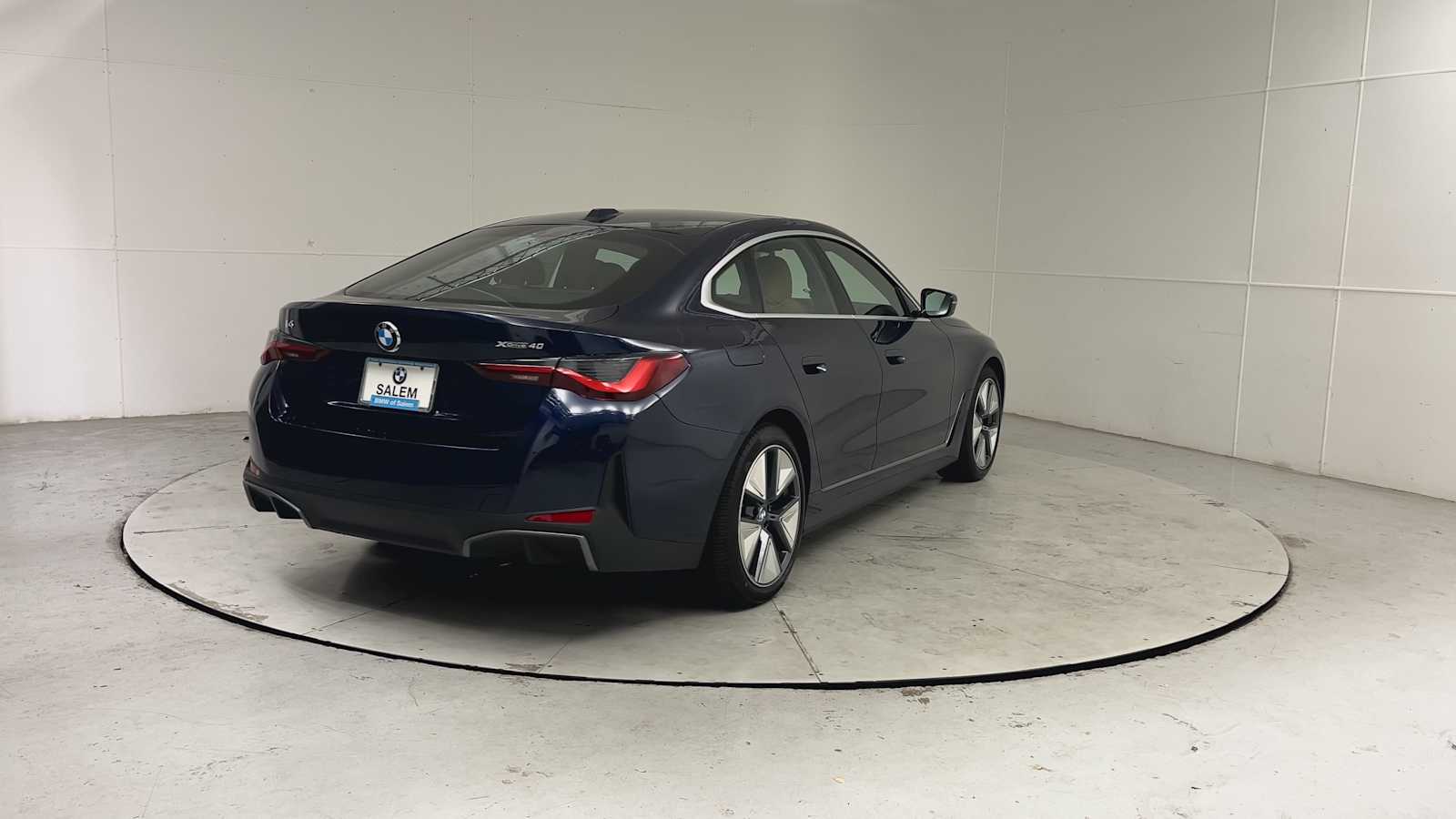 Thumbnail: 2026 BMW i4 - 2