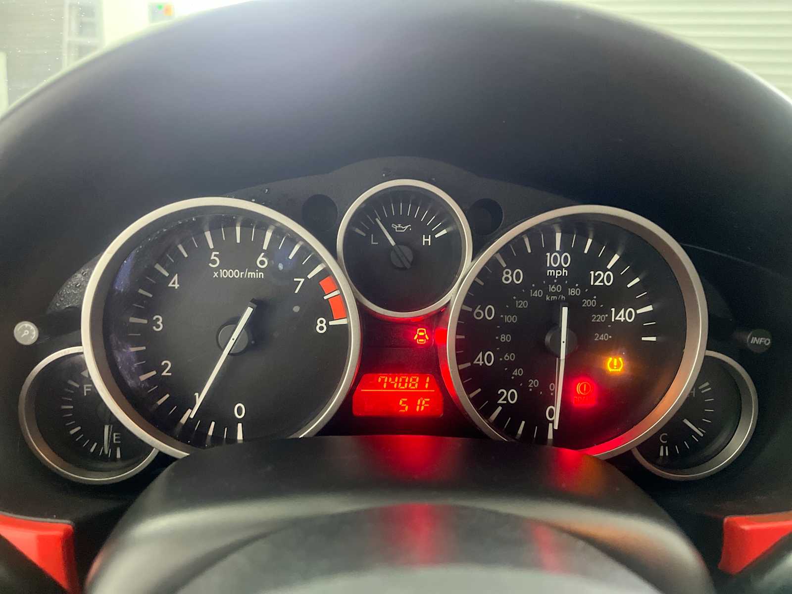 Thumbnail: 2010 Mazda MX-5 Miata - 10